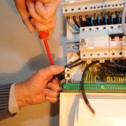 servicios de electricidad en alcorcon